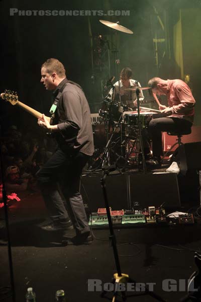 BATTLES - 2015-05-23 - PARIS - Espace Charlie Parker - Grande Halle - 